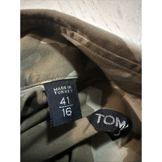 New $1170 TOM FORD Men Button Down Shirt Color Military Size 41/16