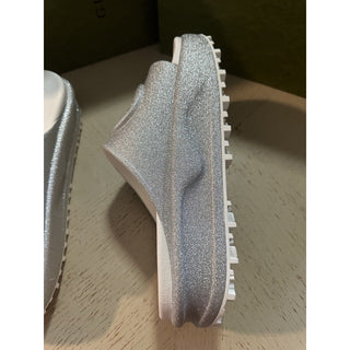 Gucci Women’s Sandal Shoes Silver 5 US ( 35 Eu ) 725541 New