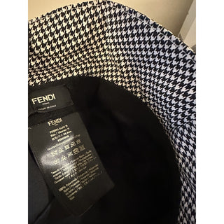 NWT $950 Fendi Classic Nylon FF Logo Bucket Hat Black/White M FXQ801