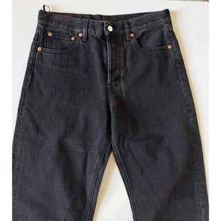 Gucci Women’s Dark Grey Denim Straight Leg Jeans Pants Size 27 Italy 788822 NWT