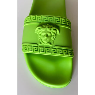 NIB Versace Medusa Head Slides Sandals Neon Green 9 US (42 Euro) DSU5883 Italy