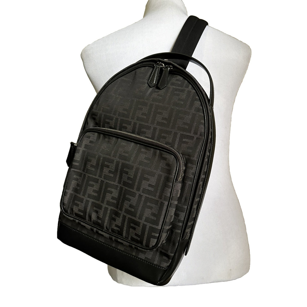 New $2100 Fendi Canvas/Leather FF Logo One-Shoulder Backpack Black/Brown 7VZ065