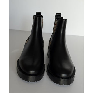 Burberry Check Panel Leather Chelsea Black Boots 9.5 US (39.5) 8042363 NIB $970