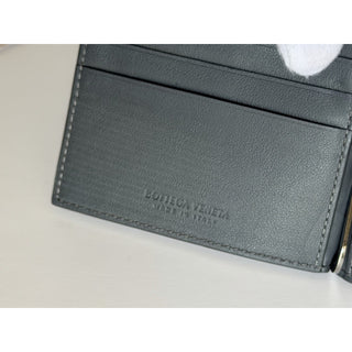Bottega Intrecciato Veneta Leather Gray Wallet with Money Clip 592626 NWT $600