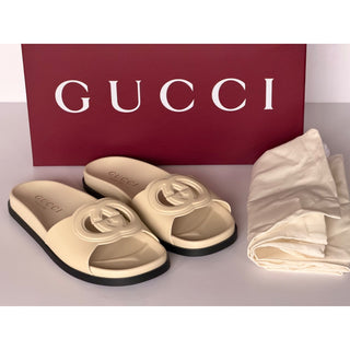 Gucci Interlocking G Leather Slide Sandals Ivory Women 9 US (39 Eu) E 818334 NIB