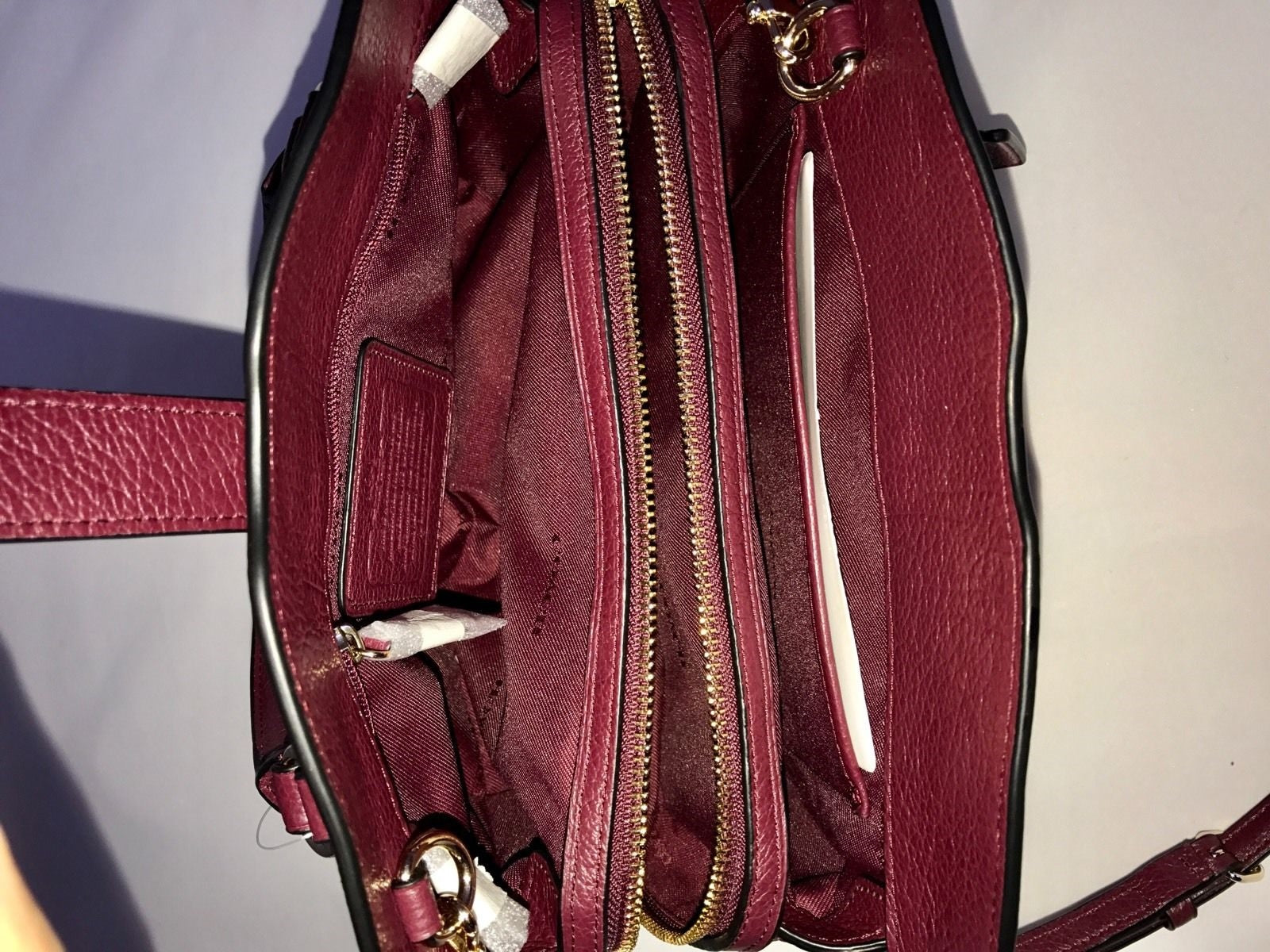 Кожаная сумка бордового цвета COACH Willow с цветочным принтом Mercer и 24 заклепками NWT $398