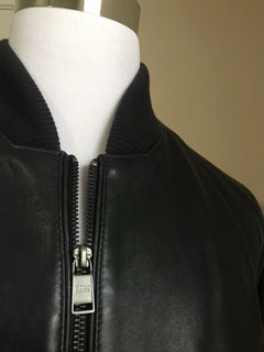 Neu mit Etikett: 600 $ Boss Hugo Boss Herren-Ledermanteljacke Blau 42R US (52R Eu) 