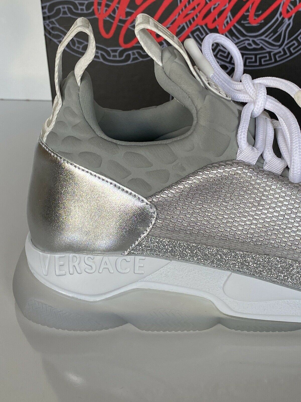 NIB Versace Silver Sparkle Chain Reaction Sneakers 8,5 US (38,5) Hergestellt in Italien 