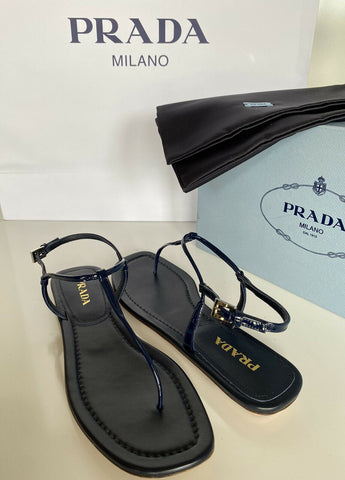 NIB $ 590 PRADA Damen-T-Strap-Tanga-Sandalen Blau 8,5 US (38,5 Eu) 1Y558B IT 