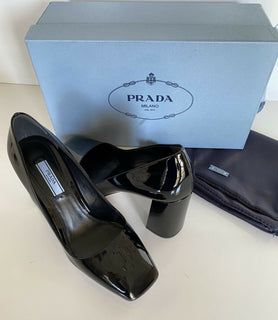 NIB $750 Prada Block Lackleder Schwarze Schuhe 7,5 US 1I983L IT