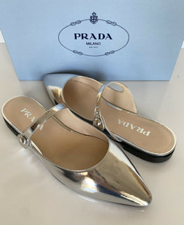NIB PRADA Damen-Mule-Sandalen aus Metallic-Silber-Leder, 7,5 US 1F534L IT 