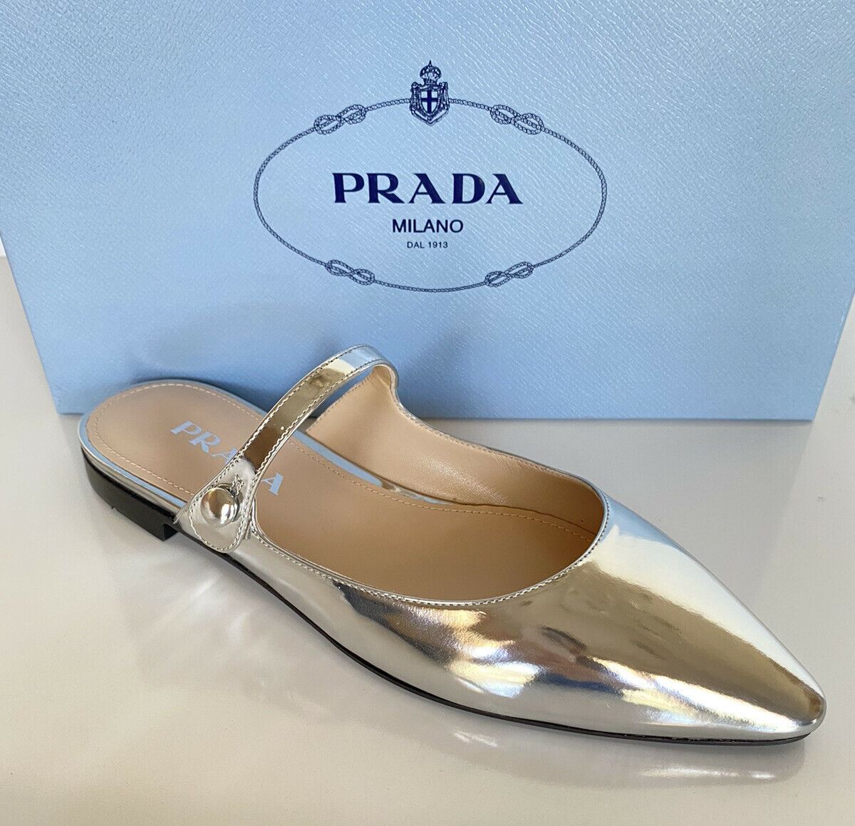 NIB PRADA Damen-Mule-Sandalen aus Metallic-Silber-Leder, 7,5 US 1F534L IT 