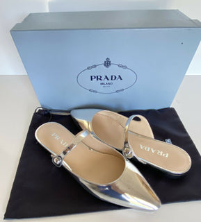 NIB PRADA Damen-Mule-Sandalen aus Metallic-Silber-Leder, 7,5 US 1F534L IT 