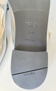 NIB PRADA Damen-Mule-Sandalen aus Metallic-Silber-Leder, 7,5 US 1F534L IT 