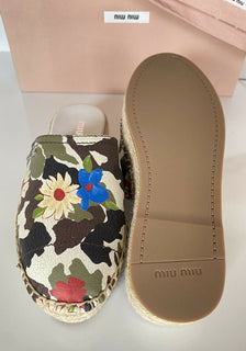 NIB MIU MIU Espadrille-Pantoletten aus rissigem Leder mit grünem Blumenmuster für Damen, 9,5 US 5S787C 