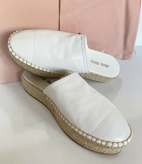 NIB MIU MIU Damen-Espadrille-Pantoletten aus weißem Leder, 10 US 5S787C 
