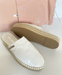 NIB MIU MIU Damen-Espadrille-Pantoletten aus weißem Leder, 10 US 5S787C 