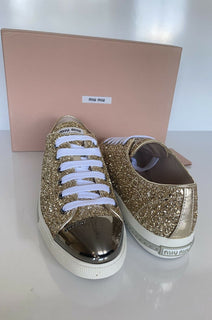 NIB Miu Miu Gold Glitter Damen Leder Metall Cap Toe Sneakers (40 Eu) 5E8998 