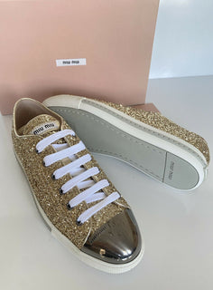 NIB Miu Miu Gold Glitter Damen Leder Metall Cap Toe Sneakers (40 Eu) 5E8998 