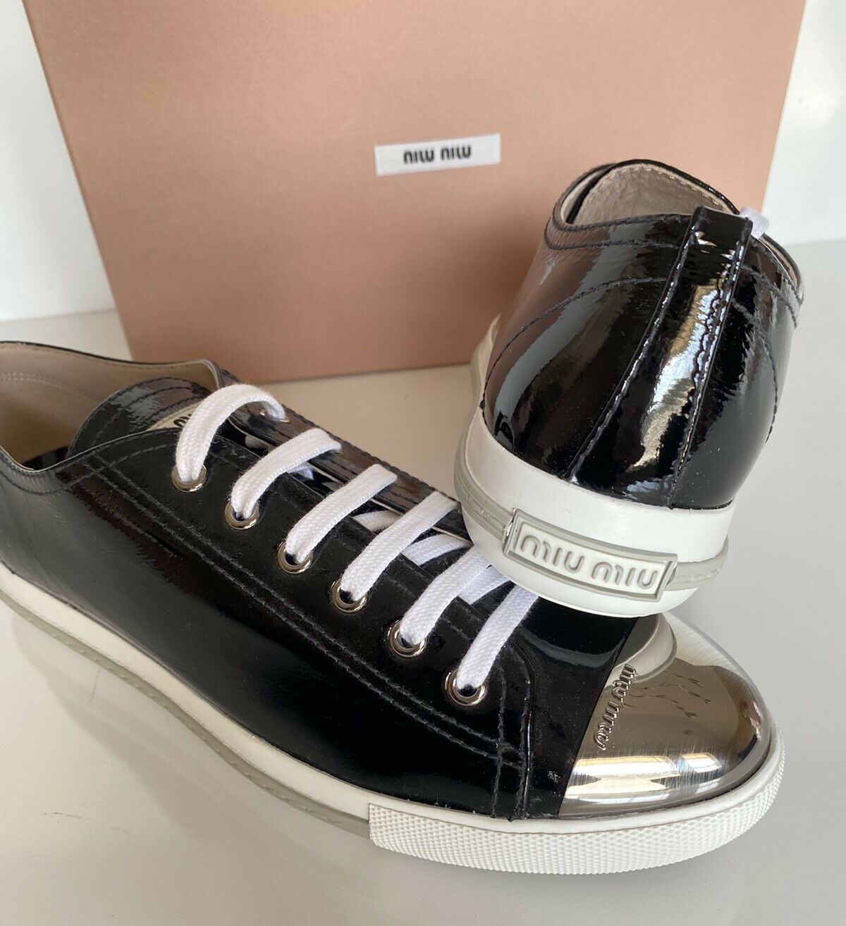 NIB Miu Miu Women's Black Leather Metal Cap Toe Sneakers (40 Eu) 5E8998 IT