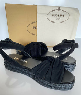 NIB Prada Damen-Espadrille-Sandale aus schwarzem Wildleder, 8 US 1X360L, Italien 