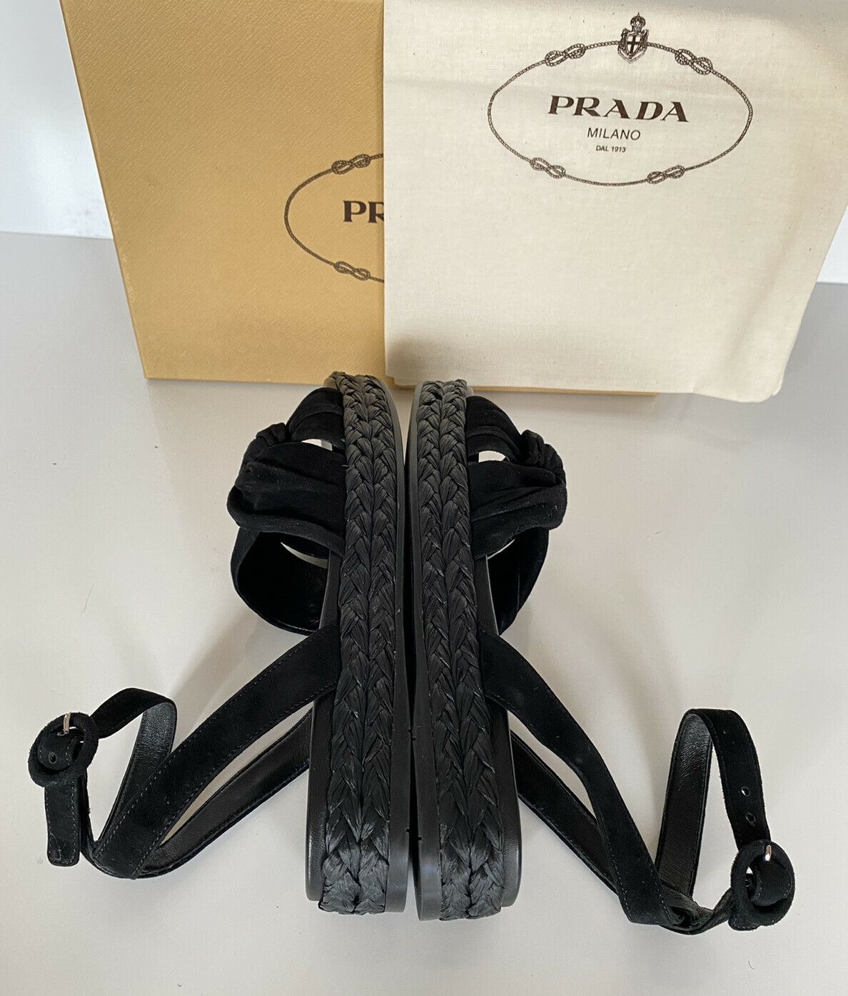 NIB Prada Damen-Espadrille-Sandale aus schwarzem Wildleder, 8,5 US 1X360L, Italien 