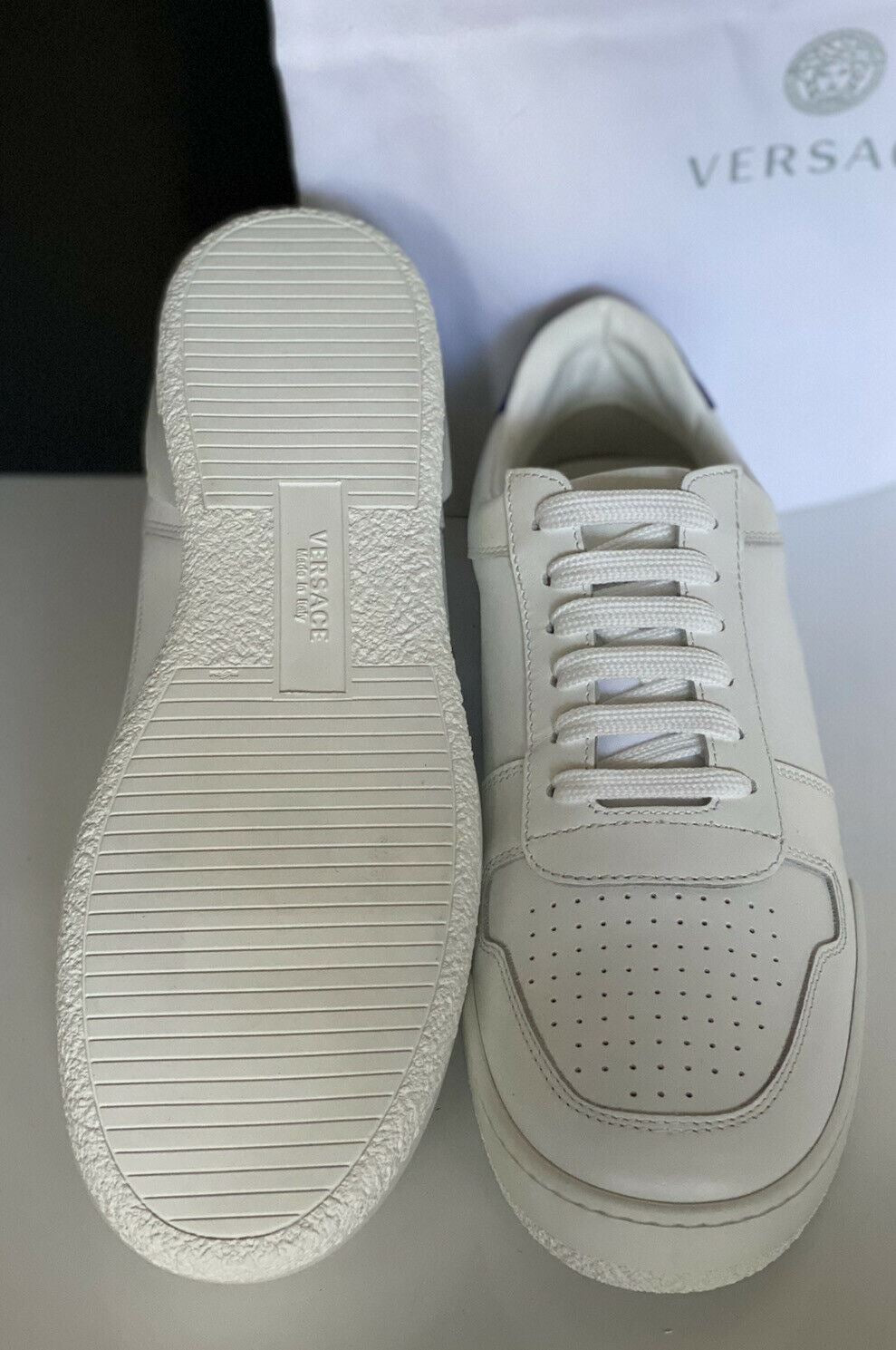 Мужские белые кожаные кроссовки Versace 495 долларов США 8 США (41 евро) Италия DSU7843 