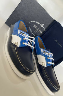 NIB 970 $ PRADA Milano Herren-Bootsschuhe aus blauem Leder 10,5 US (Prada 9,5) 2EG270 IT 