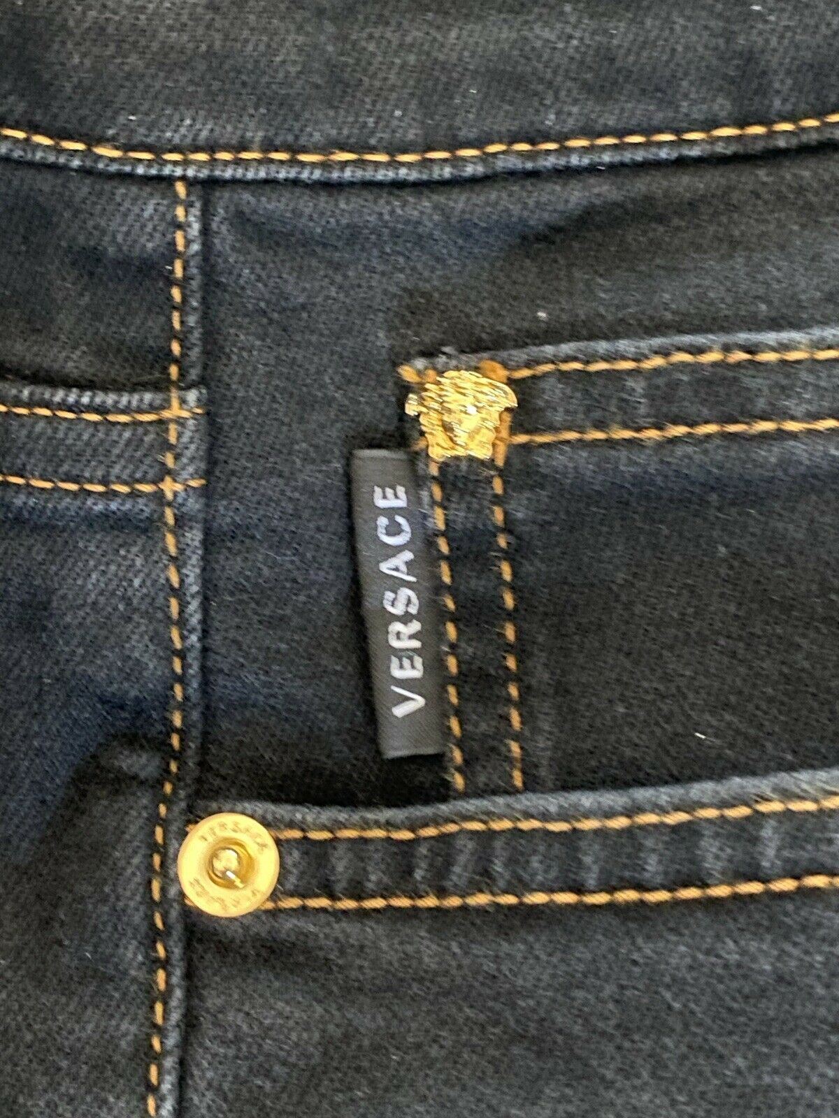 Neu mit Etikett: 450 $ Versace Herren-Denim-Jeans in Schwarz, Größe 33 US A84998S, hergestellt in Italien