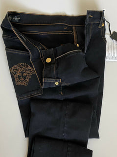 Neu mit Etikett: 450 $ Versace Herren-Denim-Jeans in Schwarz, Größe 33 US A84998S, hergestellt in Italien