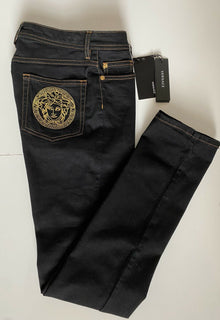 Neu mit Etikett: 500 $ Versace Damen-Denim-Jeans in Schwarz, Größe 26 US A89556S, hergestellt in Italien