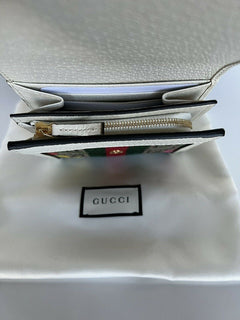 Neu mit Etikett: Gucci GG Ophidia Supreme Bifold-Geldbörse aus beschichtetem weißem Canvas mit Blumenmuster 598662 
