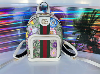 NEUER GUCCI GG Supreme Monogram Flora Web Ophidia Mittelgroßer Tagesrucksack 547965 Italien