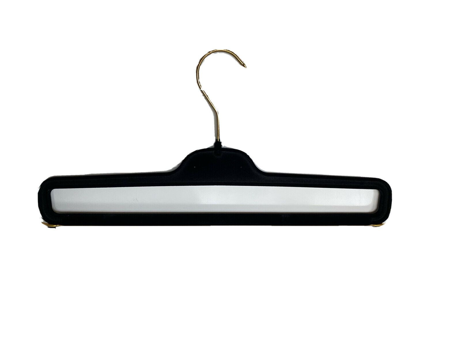 VERSACE 15-Zoll-Hosenbügel aus schwarzem Samt mit goldener Hardware 