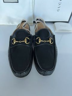 NIB Gucci Herren Horsebit Leder Slip On Schwarze Sandalen 7,5 US (Gucci 7) IT 523406 