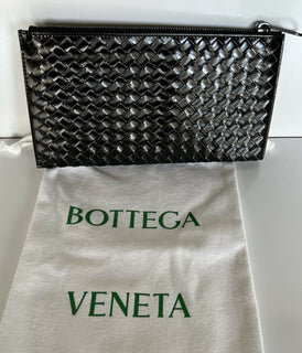 Neu mit Etikett: 940 $ Bottega Veneta Herren-Hülle aus gebürstetem Kalbsleder in Schwarz/Silber 506323 