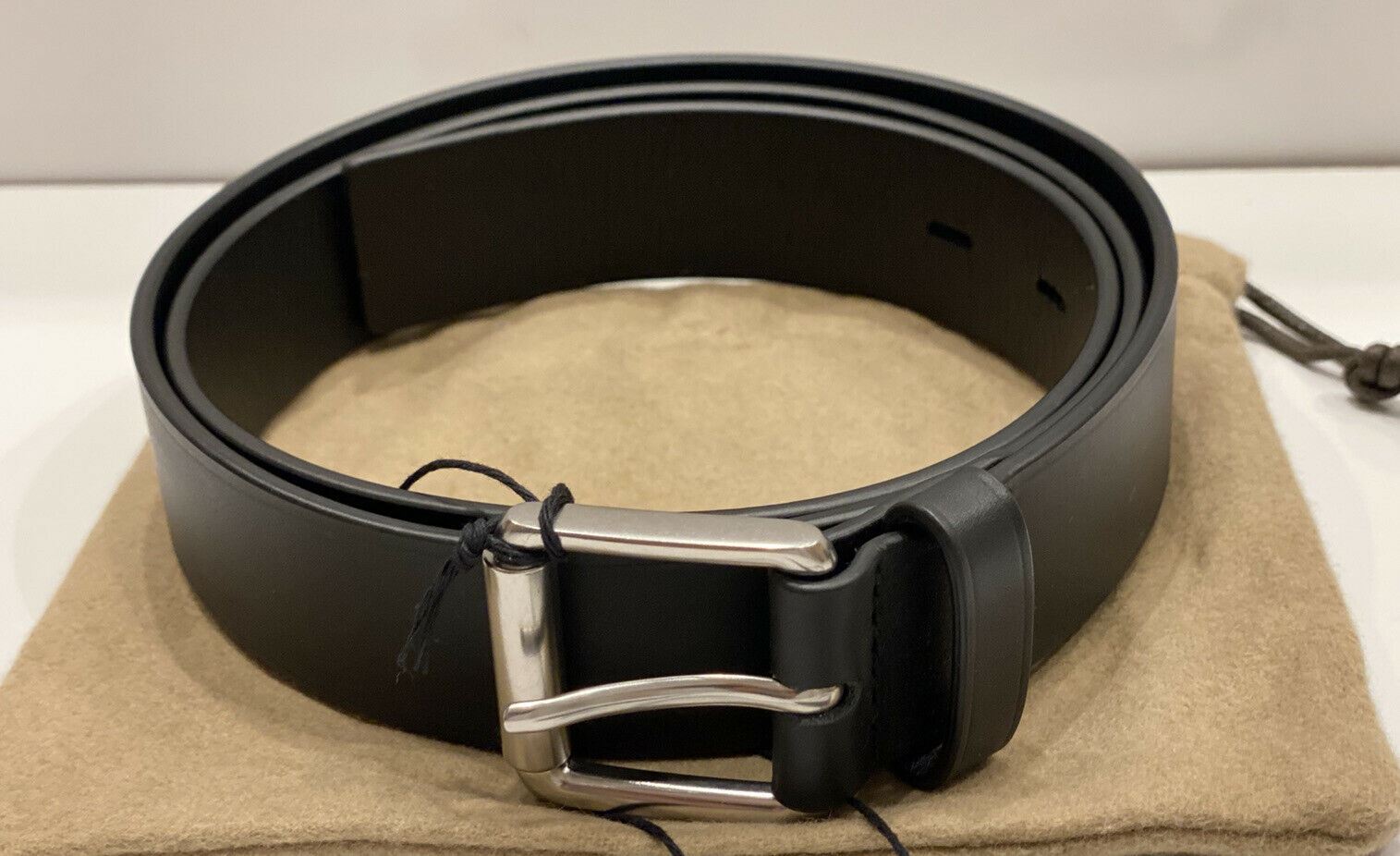 NWT $480 Bottega Veneta Elongated Holes Matte Calfskin Leather Black Belt 95/38