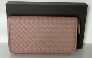 Neu mit Etikett: Bottega Veneta Intrecciato-Geldbörse aus Nappaleder mit Reißverschluss, Deco Rose 518389 IT 