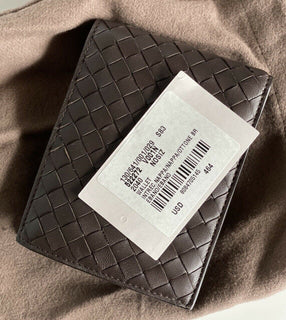 Neu mit Etikett: Bottega Veneta Herren-Geldbörse aus Intrecciato-Nappaleder, braun 522272 