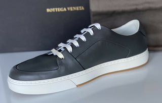 NIB $ 750 Bottega Veneta Herren Speedster Kalbsleder Graue Turnschuhe 9,5 US 608761 