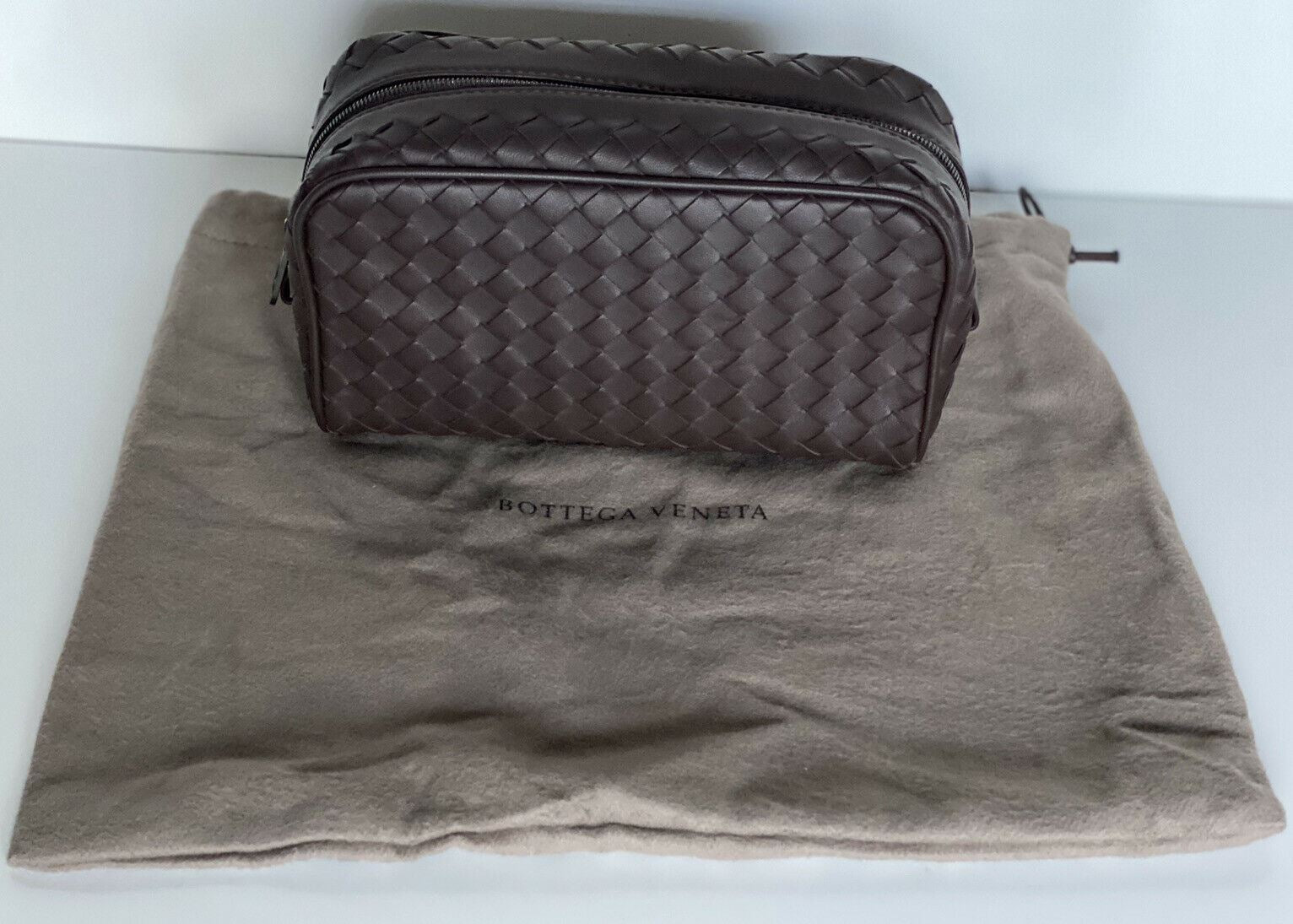 NWT Bottega Veneta Dk Chocolate Intrecciato Toiletry Bag Pouch 624105 IT