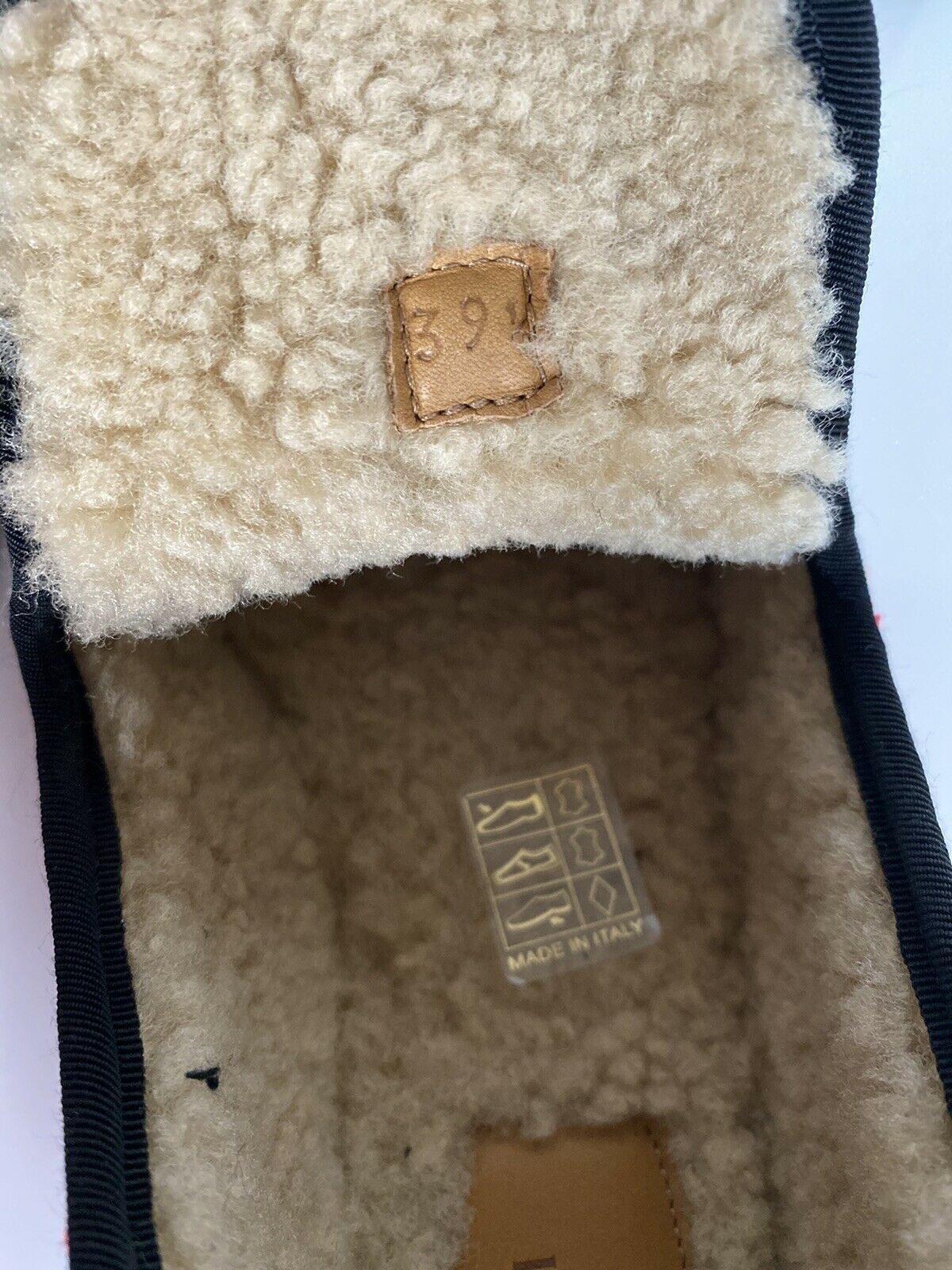 NIB $750 Gucci Tweed Horsebit Marino Loafers Red & White 9.5 US (39.5 Eu) 575850