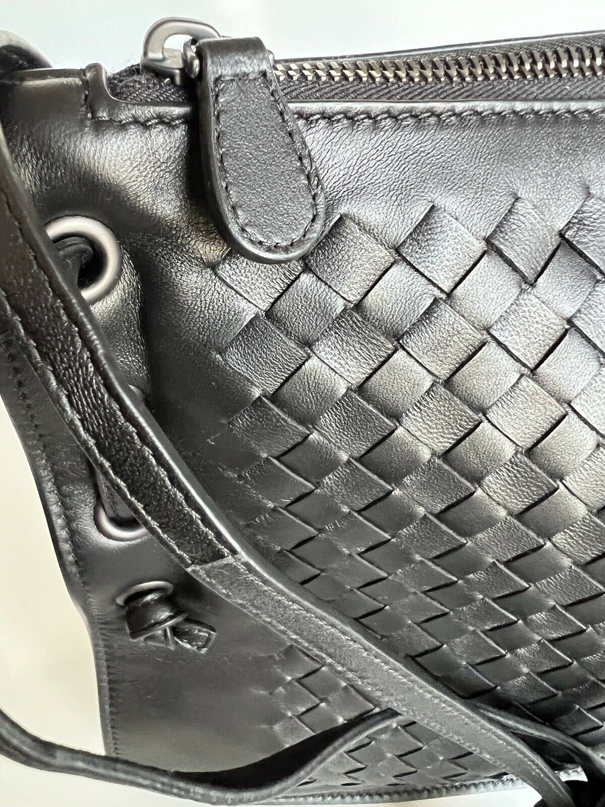 NWT Bottega Veneta Black Intrecciato Nappa Leather Crossbody Bag Italy 623963