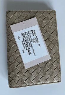 Neu mit Etikett: Bottega Veneta Intrecciato Leder-Passhüllen-Geldbörse Sand 624100 
