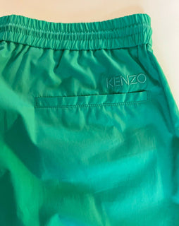 Neu mit Etikett: 280 $ Kenzo Tapered Short Herren-Freizeithose aus weicher Baumwolle in Grün, Größe M