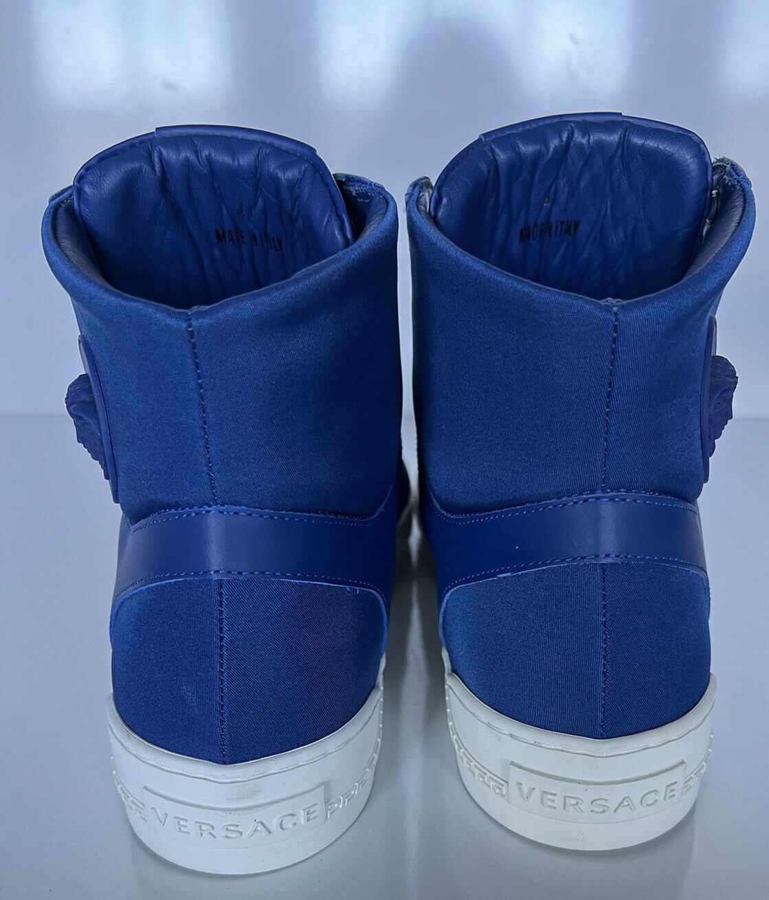 NIB $ 800 Versace High-Top-Sneaker aus Leder/Nylon in Blau 8 US (41 Euro) DSU7828S 