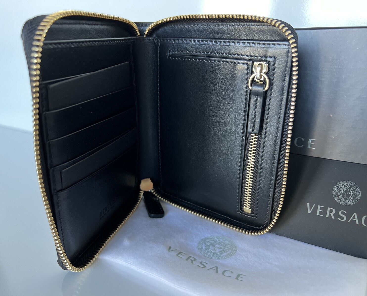 NWT Versace Black/White/Pink Calf Leather Medium Zipper Wallet Made in Italy 593