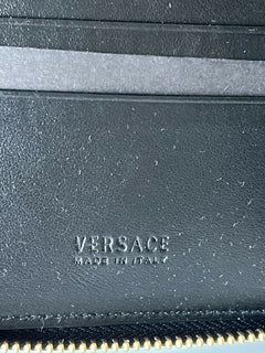 Neu mit Etikett: Versace Blush Pink Kalbsleder-Geldbörse mit mittlerem Reißverschluss, hergestellt in Italien 593 