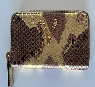Neu mit Etikett: 595 $ Versace Kleine Geldbörse mit Reißverschluss aus Pythonleder mit Schlangenmuster in Braun/Gold 682 