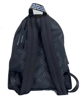 NWT 1050 $ Versace Greek Key Logo Rucksack aus schwarzem Nylon, leicht, Italien DFZ5350